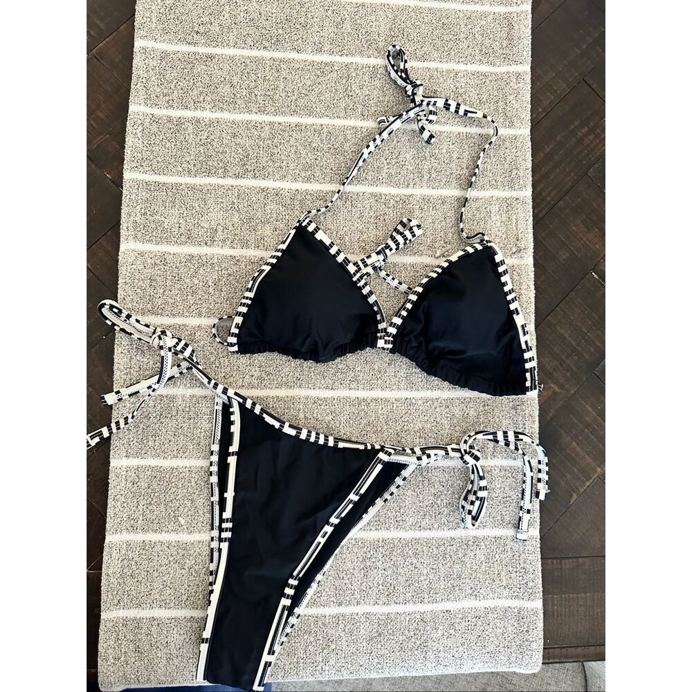 Micas Black and White Cheeky Bikini With Removable Padding Size Small New